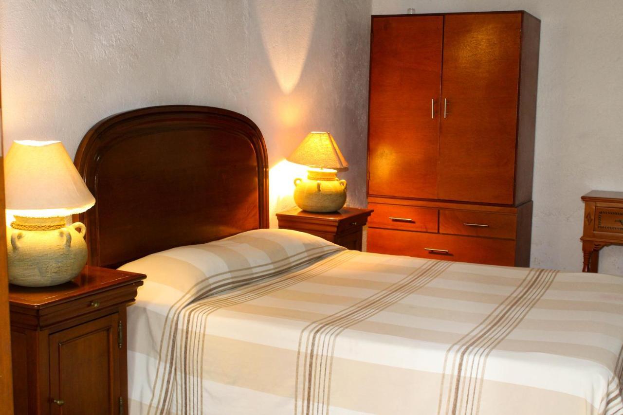 Hotel Casa Pinon Tepoztlan Bagian luar foto