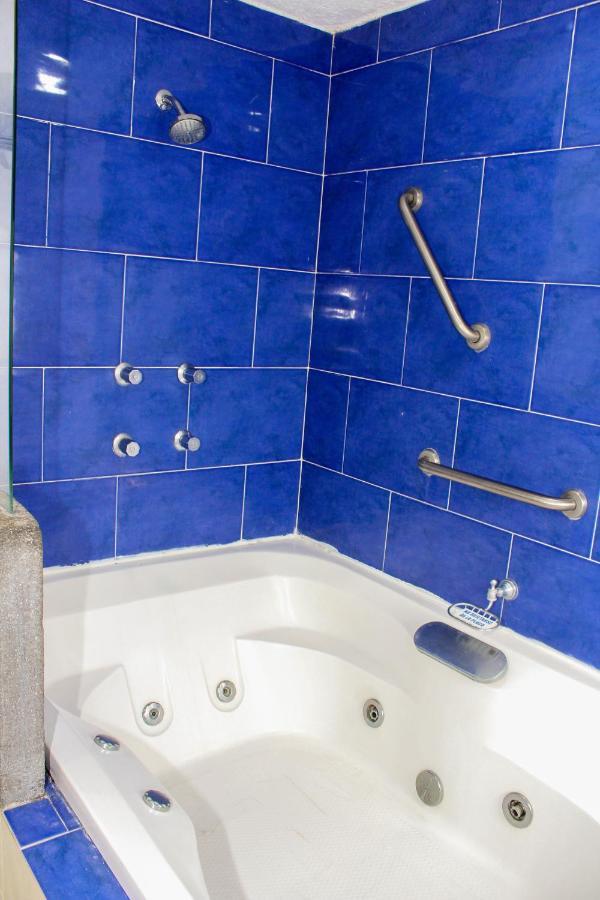 Hotel Casa Pinon Tepoztlan Bagian luar foto