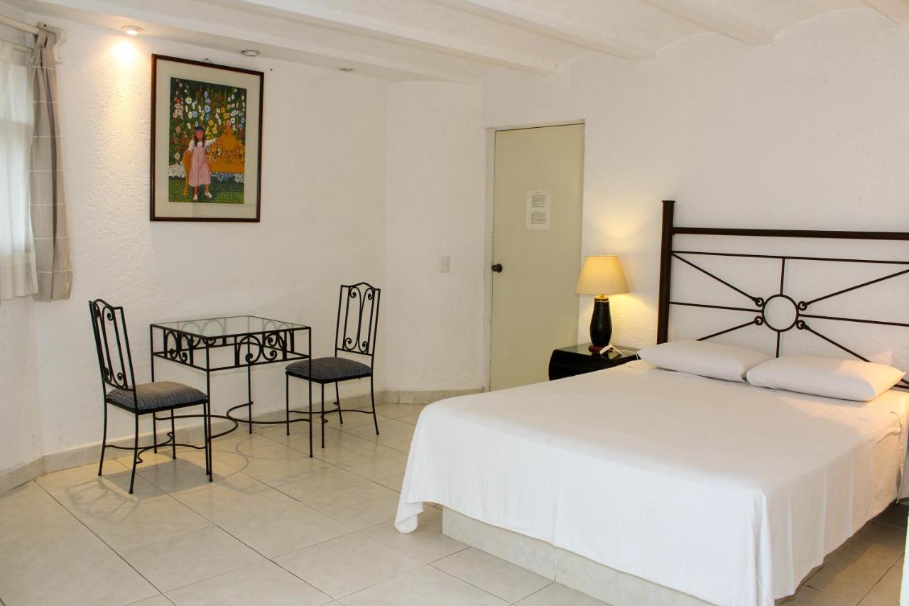 Hotel Casa Pinon Tepoztlan Bagian luar foto