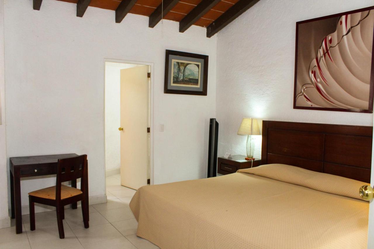 Hotel Casa Pinon Tepoztlan Bagian luar foto
